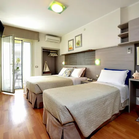 Otel Colorado Lignano Sabbiadoro