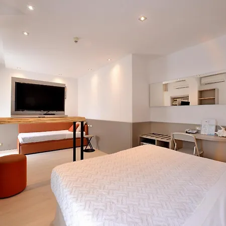 Otel Colorado 4*