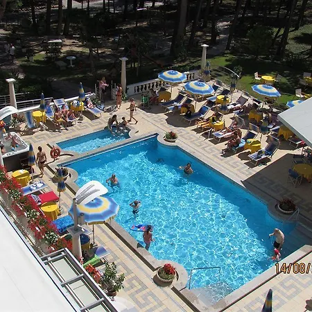 Otel Colorado Lignano Sabbiadoro